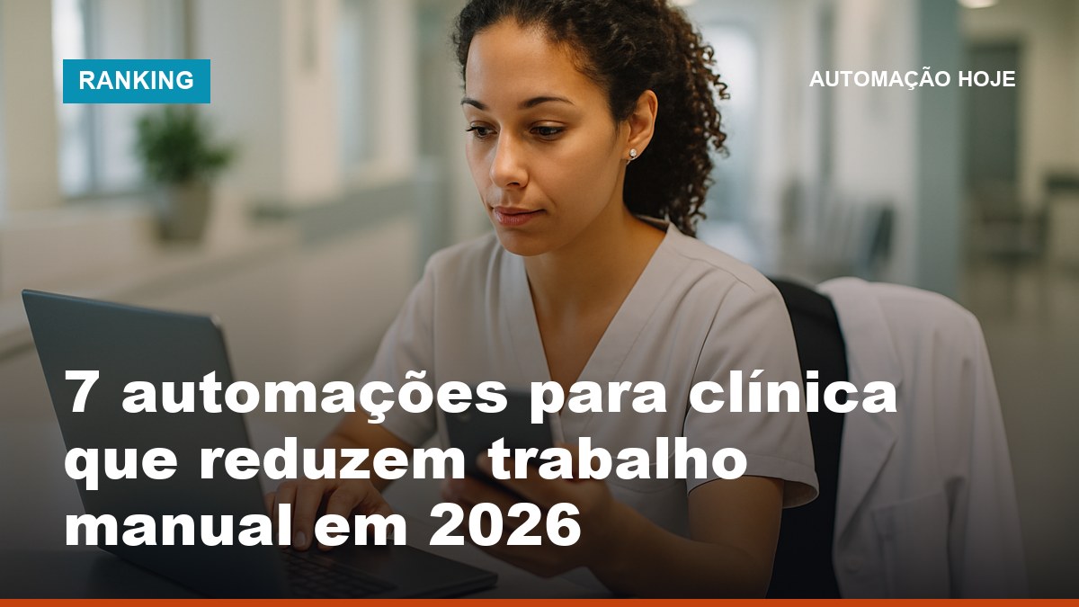 Recepcionista de clínica brasileira verificando confirmações automáticas de consulta no laptop e celular