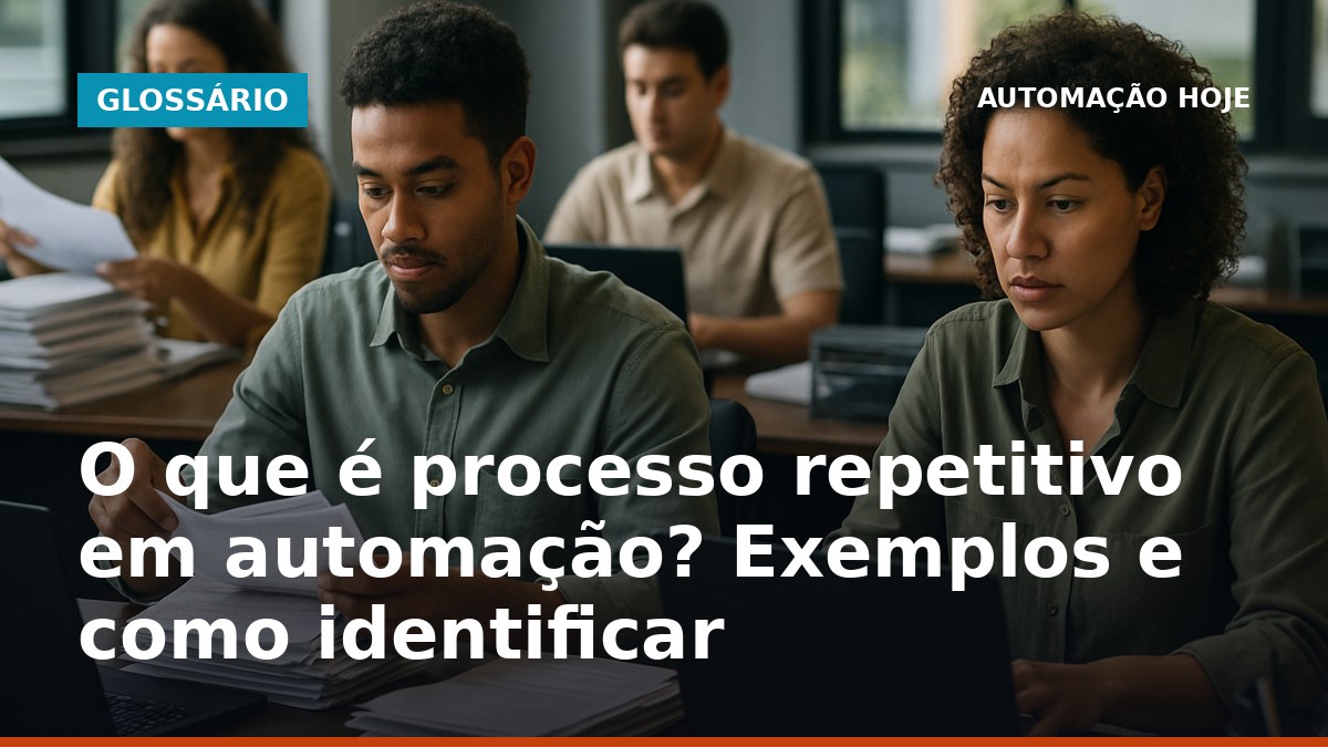 Profissionais brasileiros em escritório lidando com tarefas repetitivas e automação no computador.